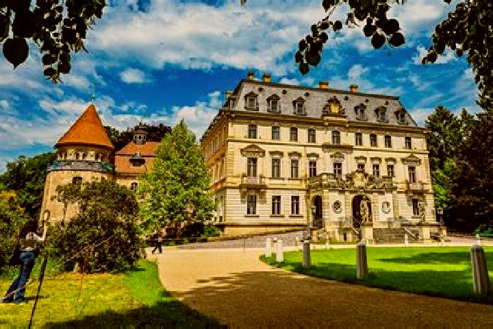 Hazel, 27 — Escort in Oberarnbach, Germany