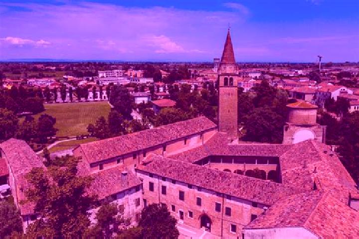 Hazel, 27 — Escort in Polesine, Italy
