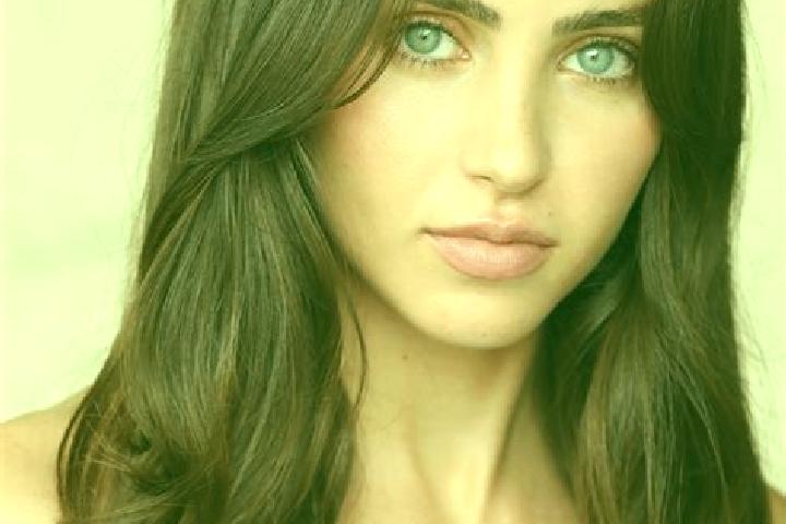 Hazel, 28, a auburn brown-eyed caucasian companion based in Burtunay. Offering Girlfriend Experience, Roleplay, Party Girl, Striptease. Available for incall ...
