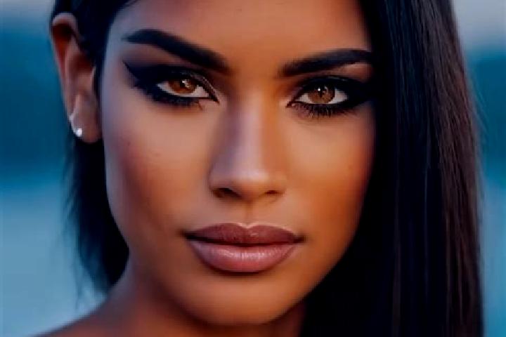 Hazel, 28, a black brown-eyed latina companion based in Budziszewice. Offering OWO, Massage. Available for incall and outcall, day and evening dates.