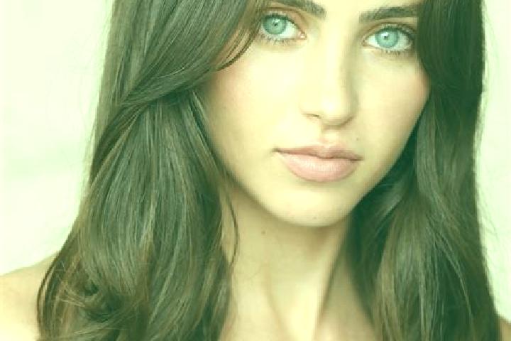 Hazel, 28, a brunette brown-eyed latina companion based in Kirchheim bei Muenchen. Offering Couples, Tantra, BDSM. Available for incall and outcall, overnigh...