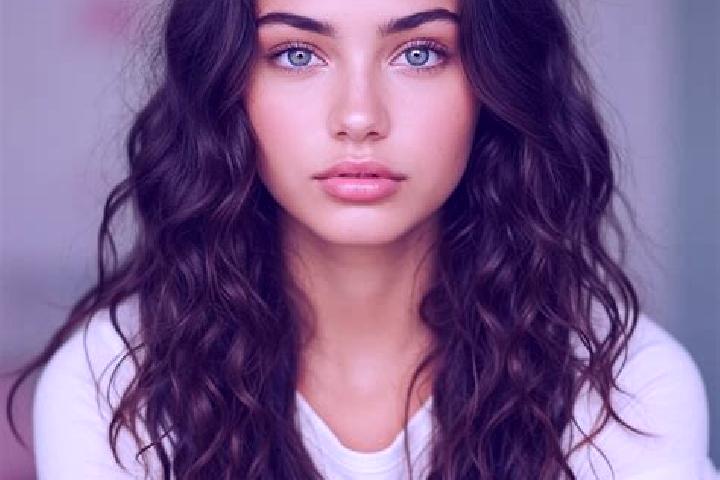 Hazel, 28, a brunette grey-eyed mediterranean companion based in Largeasse. Offering Striptease, 69, Couples. Available for incall and outcall, day and eveni...