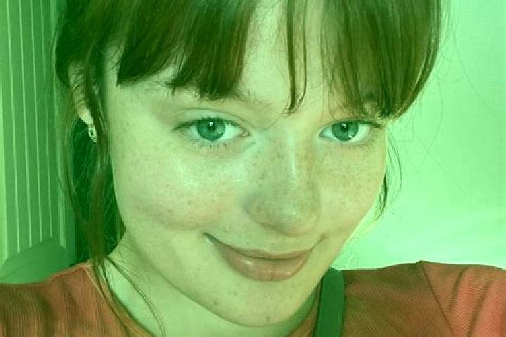 Hazel, 28, a red grey-eyed european companion based in Dunnellon. Offering Roleplay, GFE, Duos, 69, Striptease. Available for incall and outcall, day and eve...