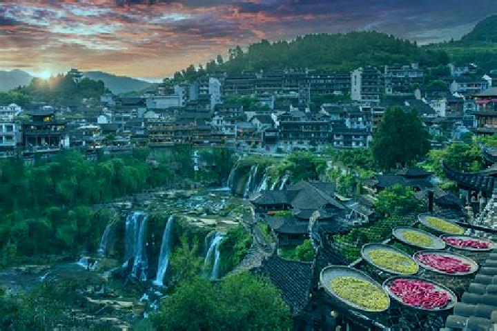 Hazel, 28 — Escort in Lujing Zhen, China