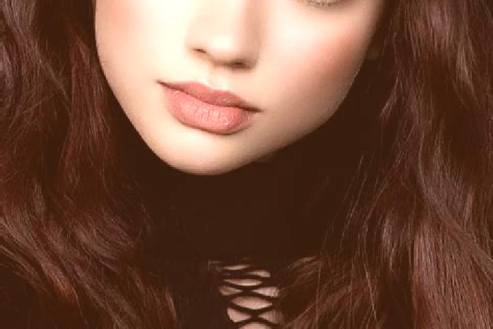 Hazel, 29, a brunette grey-eyed european companion based in Sendriceni. Offering Fetish, Couples, Striptease. Available for incall and outcall, day and eveni...