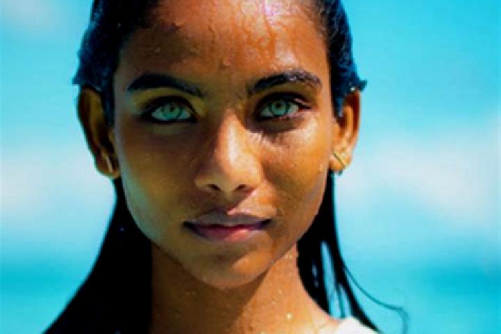 Hazel, 29, a chestnut blue-eyed indian companion based in Shahriston. Offering Erotic Massage, OWO, Girlfriend Experience, BDSM. Available for incall and out...