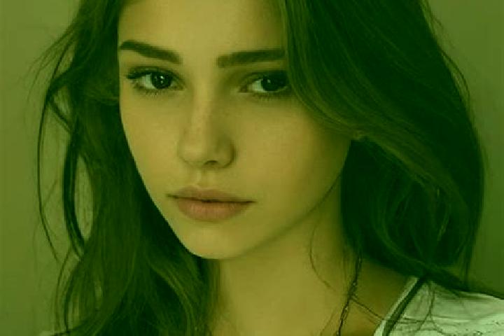 Hazel, 29, a chestnut grey-eyed slavic companion based in Grafrath. Offering Roleplay, Fetish, OWO. Available for incall and outcall, day and evening dates.