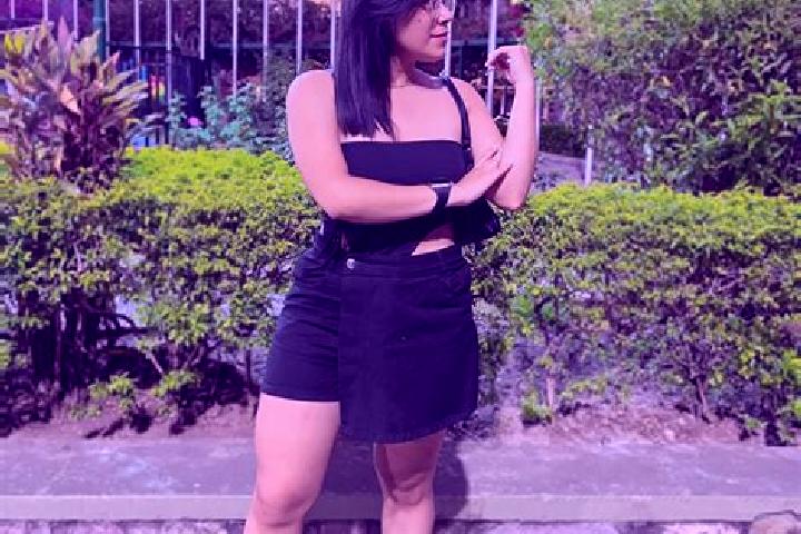 Hazel, 29 — Escort in El Carmen, Argentina