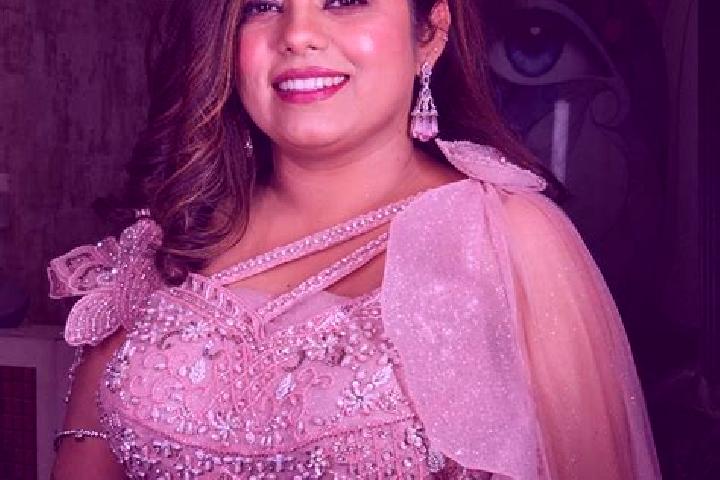 Hazel, 29 — Escort in Kopargaon, India