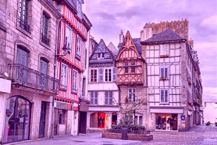 Hazel, 29 — Escort in La Cornuaille, France