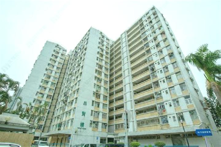 Hazel, 29 — Escort in Nam Cheong Estate, Hong Kong