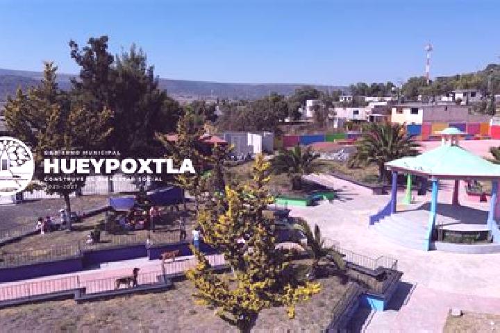 Hazel, 29 — Escort in Santiago Tlapanaloya, Mexico