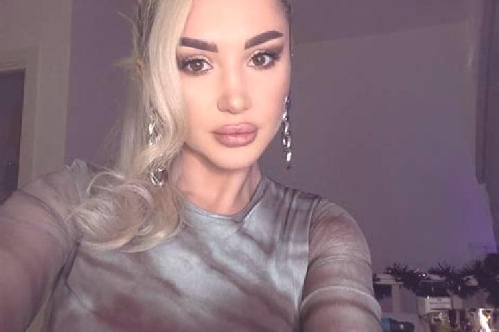 Hazel, 30, a blonde dark-eyed caribbean companion based in Hergenroth. Offering GFE, Couples, OWO, Party Girl. Available for incall and outcall, day and even...