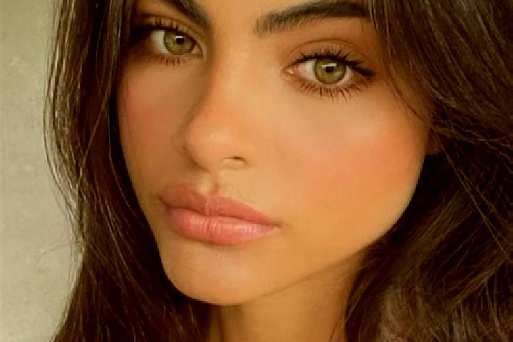 Hazel, 30, a brunette green-eyed indian companion based in Knightsbridge and Belgravia. Offering Dinner Date, Tantra, Domination. Available for incall and ou...