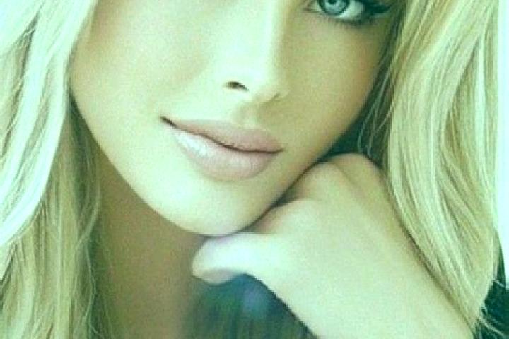 Hazel, 30, a dark blonde blue-eyed caucasian companion based in Old Westbury. Offering 69, Girlfriend Experience, Striptease, Domination. Available for incal...