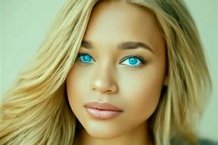 Hazel, 30, a dark blonde blue-eyed latina companion based in Wolfshoferamt. Offering Prostate Massage, CIM, OWO, BDSM, Domination. Available for incall and o...