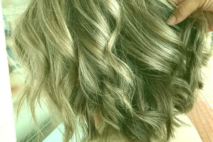 Hazel, 30, a dark blonde grey-eyed latina companion based in Adoukro. Offering Couples, 69, OWO. Available for incall and outcall, overnight bookings available.