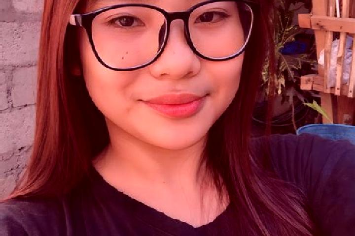 Hazel, 30, a red grey-eyed asian companion based in San Remigio. Offering Erotic Massage, Striptease. Available for incall and outcall, day and evening dates.