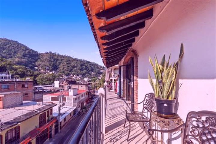 Hazel, 30 — Escort in El Remance, Mexico