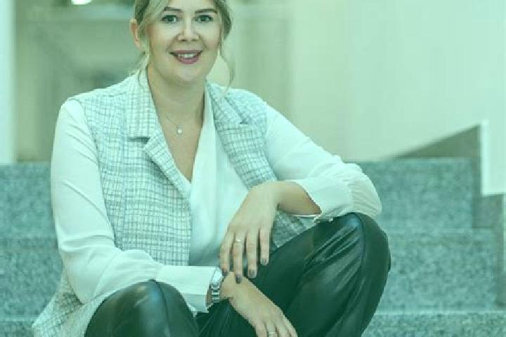 Hazel, 30 — Escort in Raffelstetten, Austria