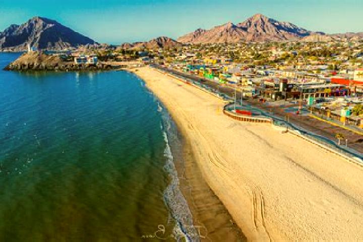 Hazel, 30 — Escort in San Felipe, Venezuela