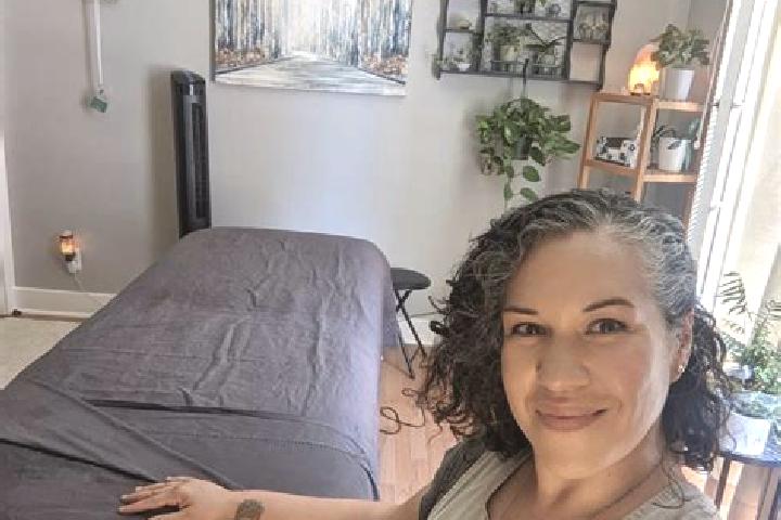Hazel, 31, a black dark-eyed mixed companion based in Lammerenburg. Offering Erotic Massage, 69, BDSM. Available for incall and outcall, day and evening dates.