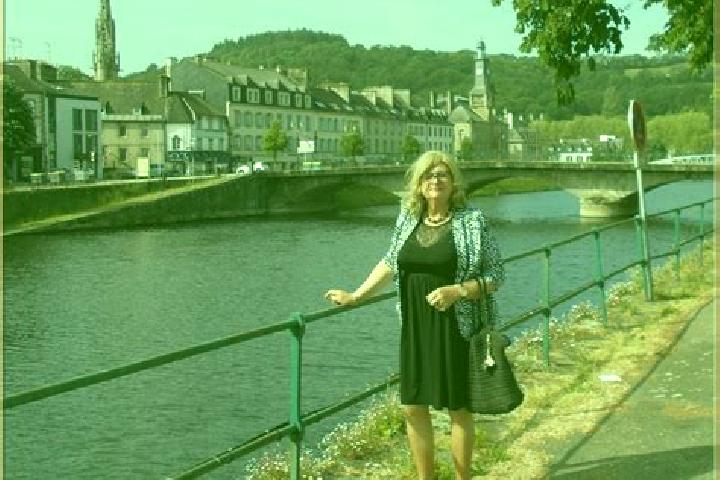 Hazel, 31 — Escort in Chateaulin, France