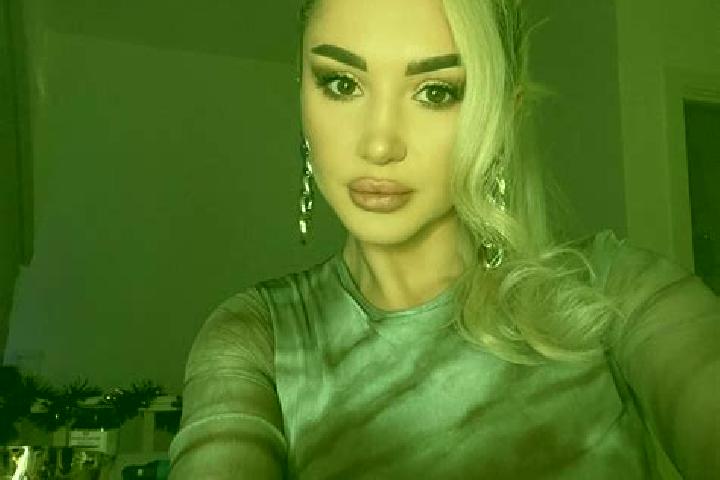 Hazel, 32, a blonde brown-eyed caucasian companion based in Waroona. Offering GFE, Girlfriend Experience, BDSM, Roleplay, Overnight. Available for incall and...