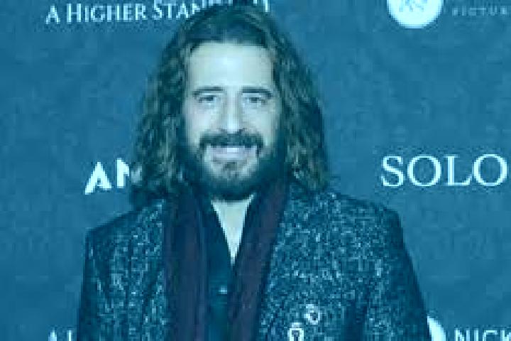 Hazel, 32, a blonde green-eyed ebony companion based in Abidjan. Offering Overnight, Travel Companion, Domination, OWO, Tantra. Available for incall and outc...