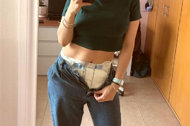 Hazel, 32, a brunette dark-eyed asian companion based in Vendeuvre-du-Poitou. Offering Fetish, Overnight, Girlfriend Experience, Dinner Date. Available for i...
