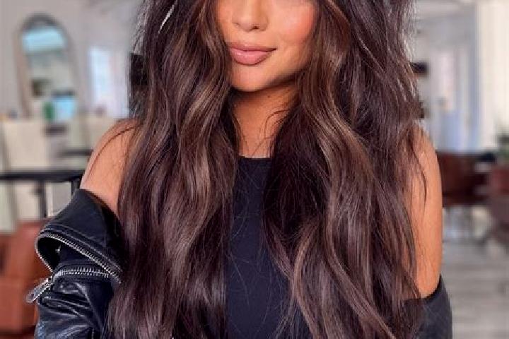 Hazel, 32, a brunette dark-eyed caribbean companion based in Sarchi. Offering Striptease, CIM, Duos. Available for incall and outcall, day and evening dates.