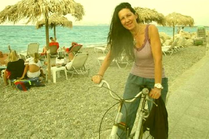 Hazel, 32 — Escort in Kiato, Greece