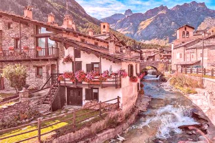 Hazel, 32 — Escort in Noasca, Italy