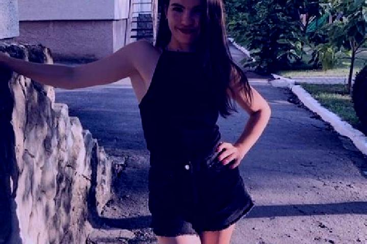 Hazel, 32 — Escort in Shumsk, Ukraine