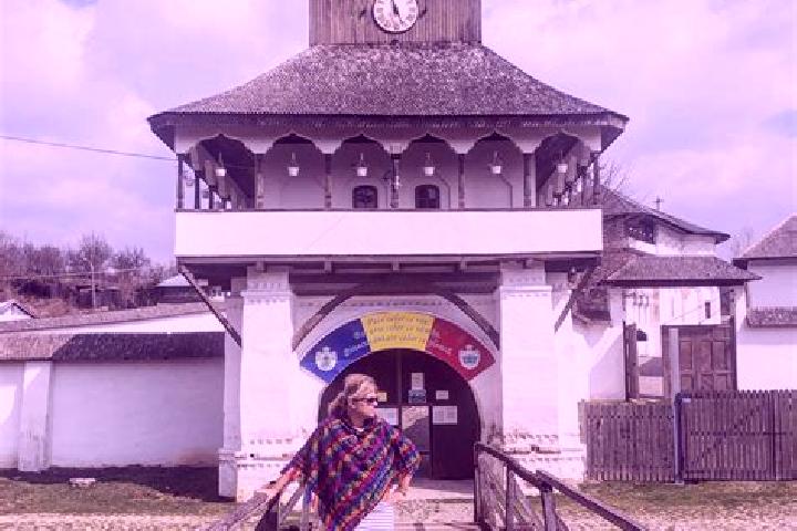 Hazel, 32 — Escort in Varbila, Romania