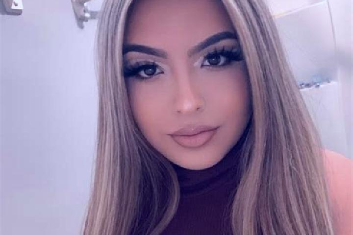 Hazel, 33, a blonde dark-eyed latina companion based in Kikima. Offering Girlfriend Experience, Prostate Massage, 69, Couples. Available for incall and outca...