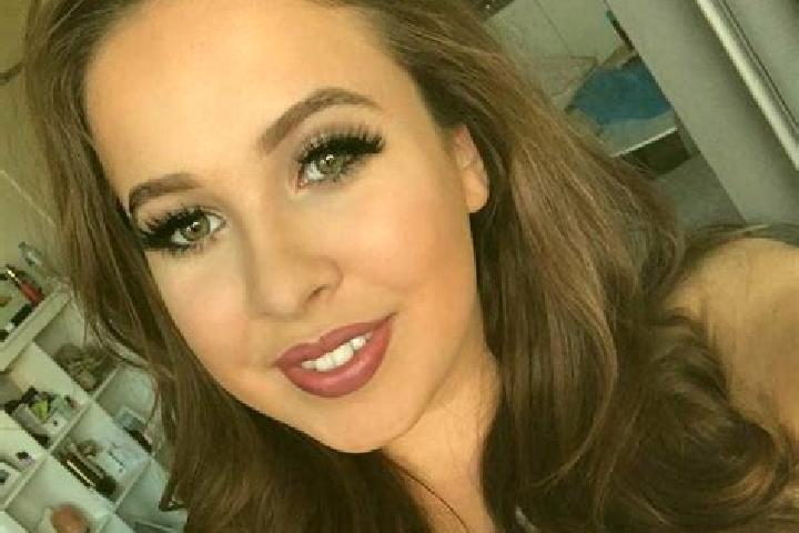Hazel, 33, a chestnut brown-eyed mixed companion based in Saint Pete Beach. Offering Prostate Massage, Dinner Date, Striptease, Party Girl. Available for inc...