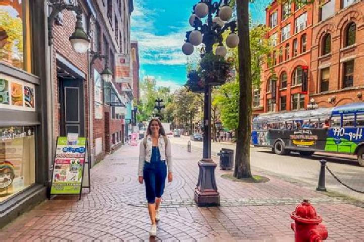 Hazel, 33 — Escort in Gastown, Canada