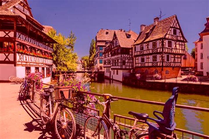 Hazel, 33 — Escort in Strasburg, Germany