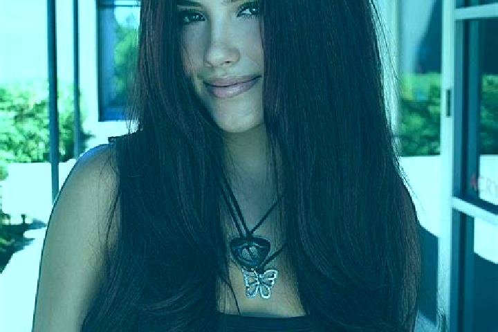 Hazel, 34, a auburn dark-eyed caucasian companion based in Gutenberg. Offering Girlfriend Experience, Deep French Kissing, GFE. Available for incall and outc...