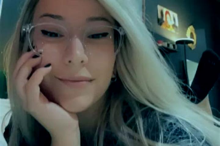 Hazel, 34, a blonde grey-eyed slavic companion based in Howland Center. Offering BDSM, Erotic Massage, A-Level, Party Girl, CIM. Available for incall and out...