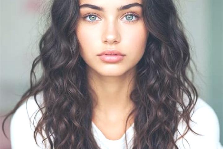 Hazel, 34, a brunette blue-eyed mediterranean companion based in Escheburg. Offering A-Level, 69, Domination, Fetish, Deep French Kissing. Available for inca...