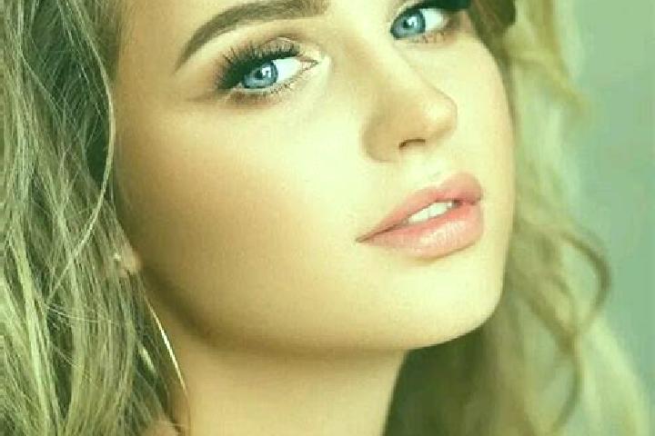 Hazel, 34, a dark blonde blue-eyed european companion based in Pacasmayo. Offering Tantra, Party Girl, Girlfriend Experience. Available for incall and outcal...