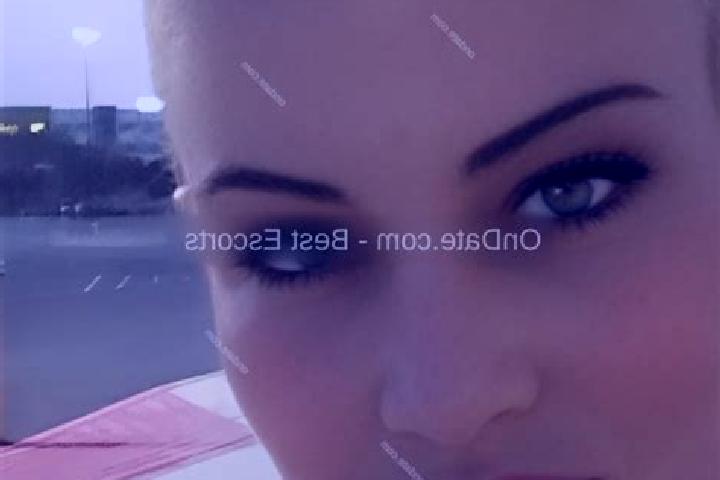 Hazel, 34 — Escort in Amesti, United States
