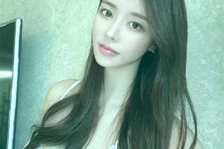 Hazel, 34 — Escort in Gaoguan, China