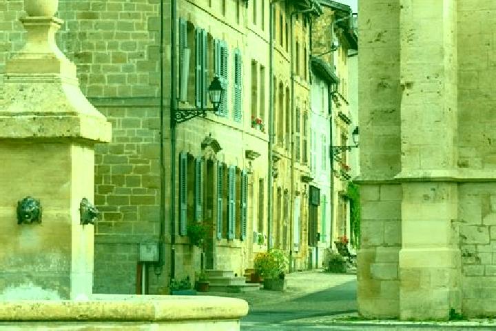 Hazel, 34 — Escort in Marville, France
