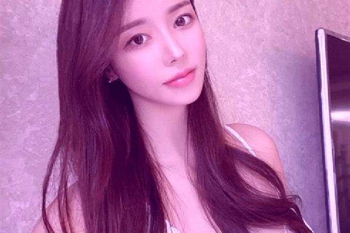 Hazel, 34 — Escort in Shitanjing, China