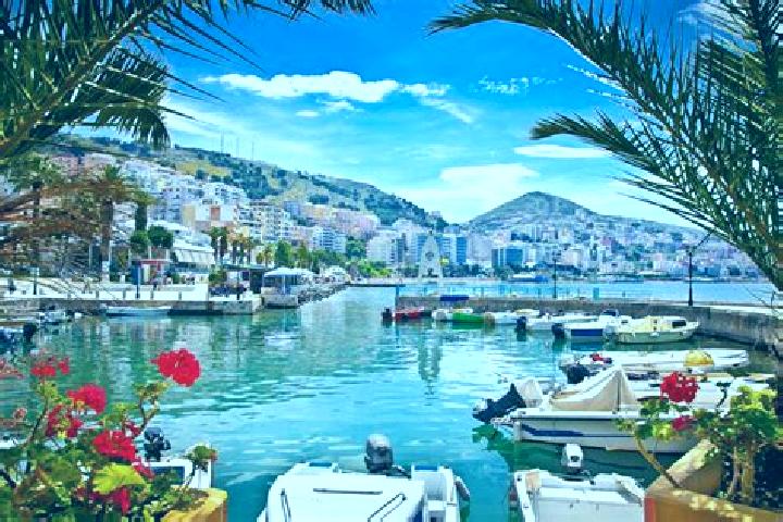 Hazel, 34 — Escort in Shtiqen, Albania