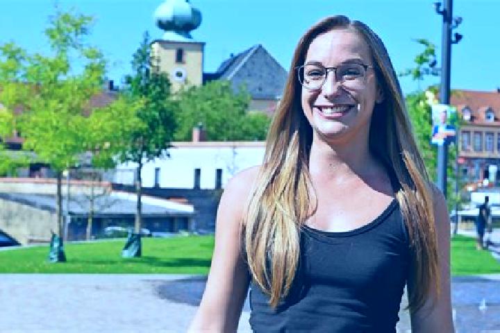 Hazel, 35 — Escort in Illingen, Germany
