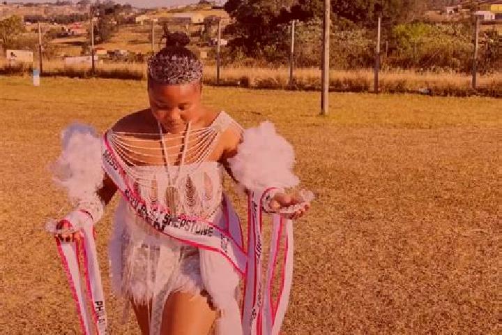 Hazel, 35 — Escort in Izingolweni, South Africa